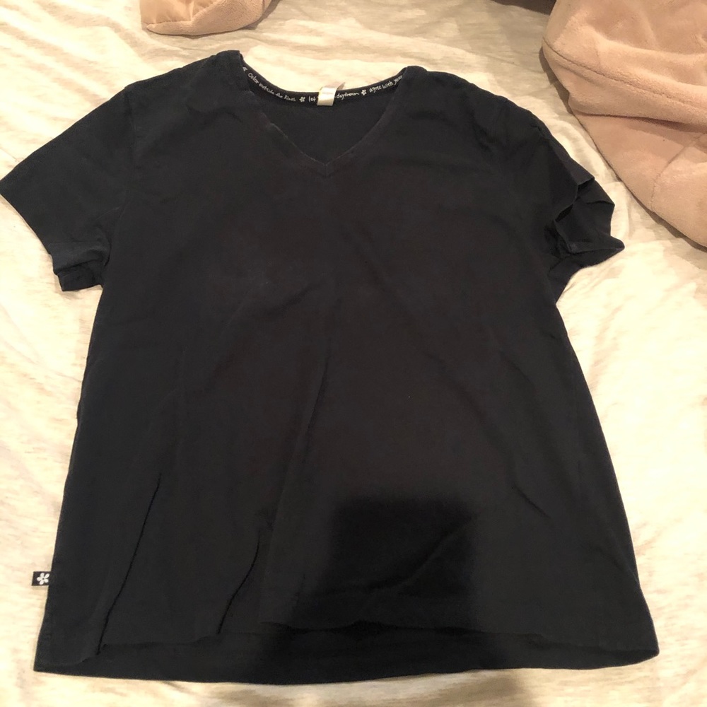 Hue vneck tshirt